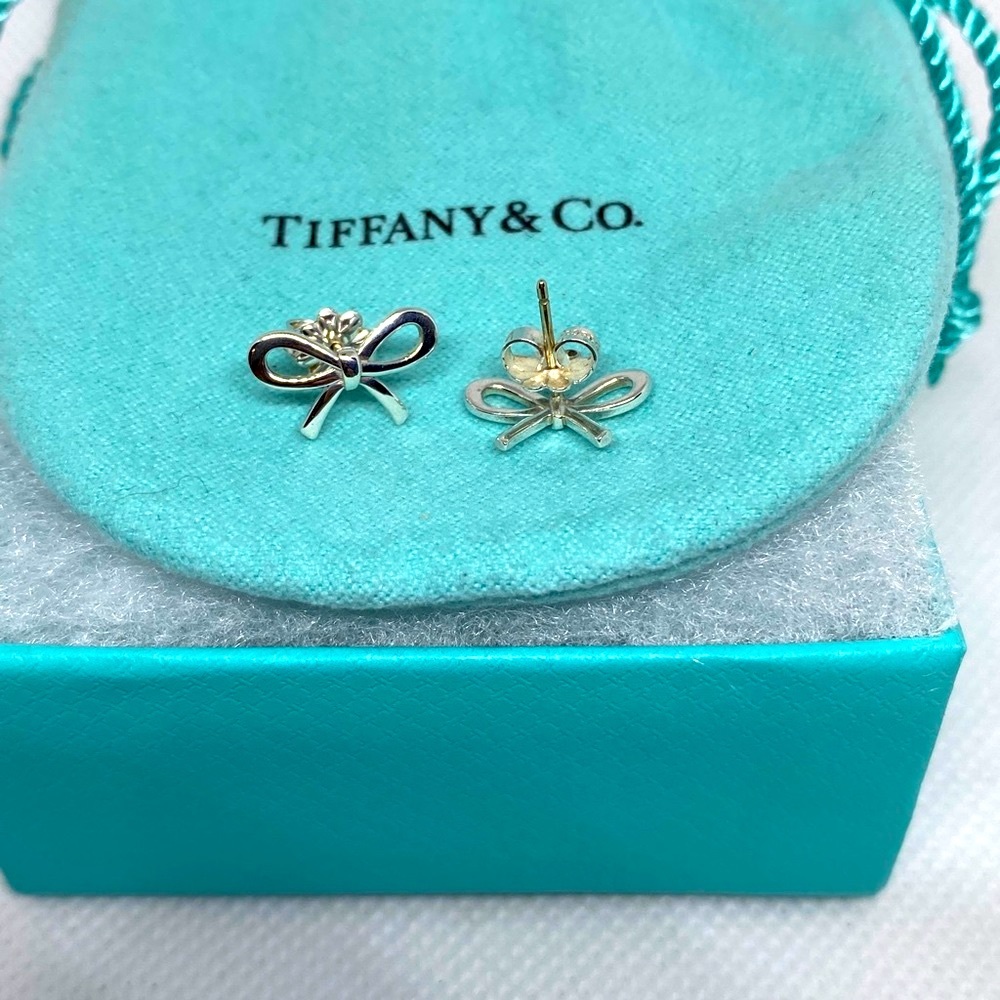 Bow Earrings - image 3